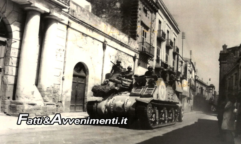 1943- Carro armato americano a Sciacca, corso Vittorio Emanuele, altezza Palazzo Arone di Bertolino