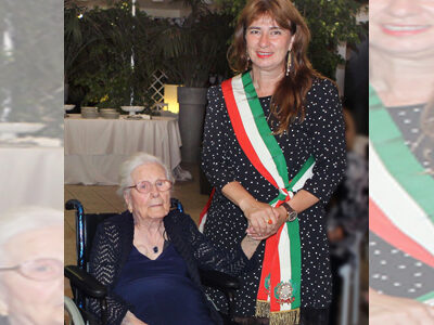 Grande festa per nonna Gena: “La mia vita lunga 100 anni”
