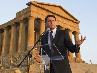 M5S: “Renzi, una sola verità tra mille bufale: in Sicilia c’è una classe politica non all’altezza”