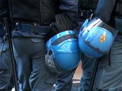 Agrigento, poliziotti in piazza davanti alla Questura: “Senza un riordino delle carriere adeguato, sicurezza a rischio”