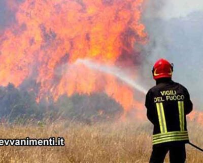 Sciacca ancora fiamme: da stamattina di nuovo a fuoco la contrada Bellante, Vigili del fuoco in azione