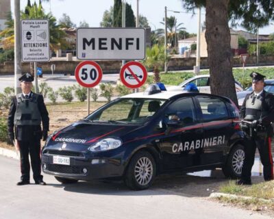 Menfi (AG). Sbarca gommone con un tunisino già condannato al carcere in Italia: arrestato dai Carabinieri