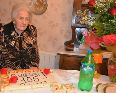 Santa Margherita Belìce. Francesca Artale ha compiuto 105 anni: parenti ed amici la festeggiano