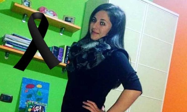 È Morta Sarah Indorante la 14enne caduta dal tetto mentre tentava di recuperare una palla