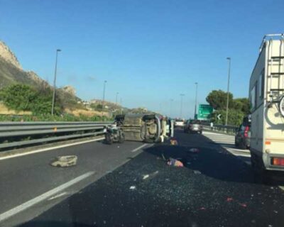 Incidente sulla A29 Palermo-Mazara: Auto si ribalta, ferita la conducente