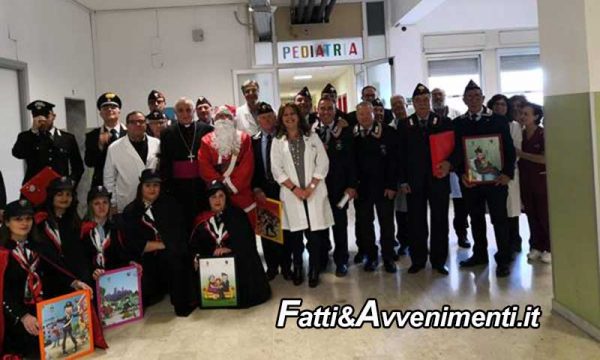 Enna. Babbo Natale porta i regali ai piccoli pazienti di Pediatria trainato dalle “gazzelle” dei Carabinieri