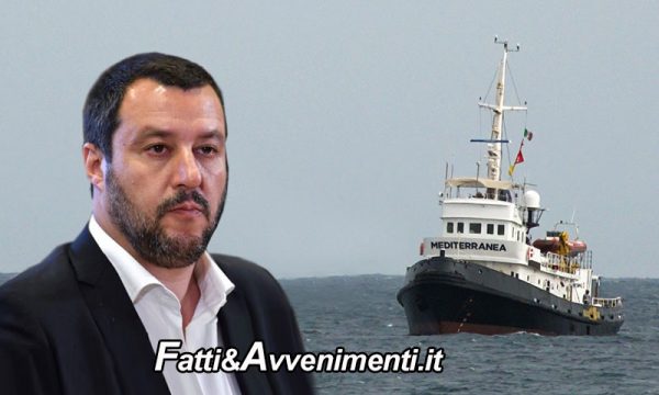 La Ong dei centri sociali sfida il governo e prende 30 clandestini in Libia, Salvini: “non sbarcheranno mai”