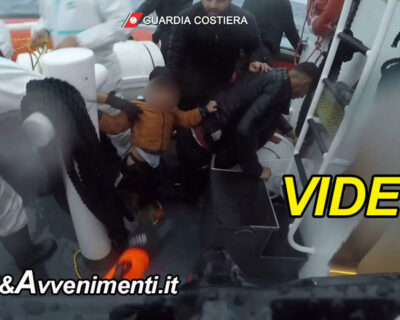 Lampedusa. Guardia Costiera diffonde video salvataggio dei 149 migranti, c’è anche un bambino