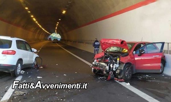 Scontro tra 3 auto sulla Catania-Siracusa: 500 X imbocca svincolo in contromano: 3 i feriti, uno grave