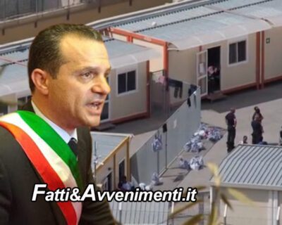 Messina. De Luca: “Basta con il mercimonio dei migranti” e chiude l’hotspot da dove sono fuggiti in 30