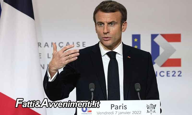 Macron si smarca: “L’Occidente non cerca di distruggere la Russia e con Putin mantengo regolari contatti diretti”