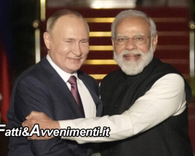BRICS annunciano: “Russia e India non hanno più bisogno del dollaro USA per scambi commerciali”