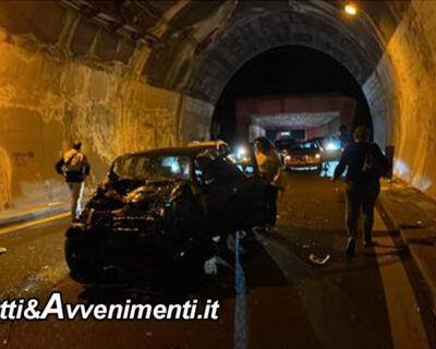 Un morto e 3 feriti sulla Messina-Catania: auto si schianta sul guardrail e poi viene centrata da una Toyota Yaris