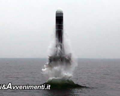 Corea del Nord lancia 2 missili da sottomarino in Mar Giappone in risposta alle esercitazioni congiunte Usa-Seul