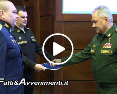 Drone americano “precipitato” sul Mar Nero. Mosca premia i piloti dei due caccia SU-27 che l’hanno intercettato