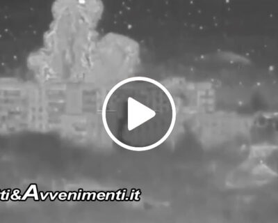 Ucraina, Esercito russo sgancia superbomba da 1500kg su Chernihiv: l’impressionante video