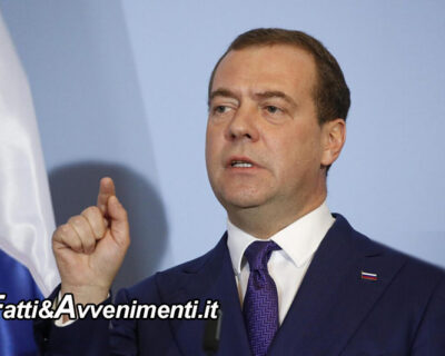 Medvedev: I leader europei sono “tecnocrati deboli e poco brillanti” che perseguono “ideali euro-atlantici” invece di risolvere i problemi nazionali