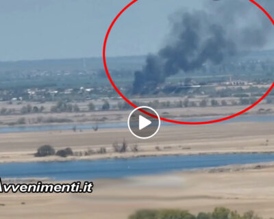 Kherson. Caccia russi hanno abbattuto in Su-25 ucraino: morto anche il pilota – VIDEO
