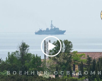 Nave Khurs rientra a Sebastopoli integra, smentendo Kiev che ha affermato di averla colpita con uno dei 3 droni lanciati
