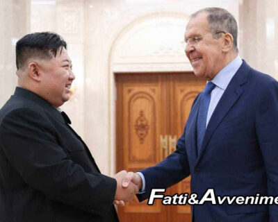 Lavrov a Pyongyang per incontrare Kim Jong-un: “Pericolosa la politica militare di USA e loro alleati”